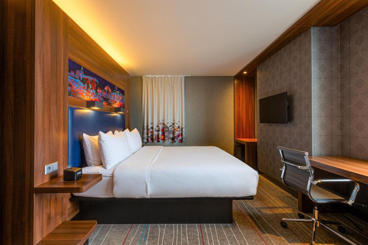 Sky Loft Hotel Kyiv By Rixwell International ภายนอก รูปภาพ