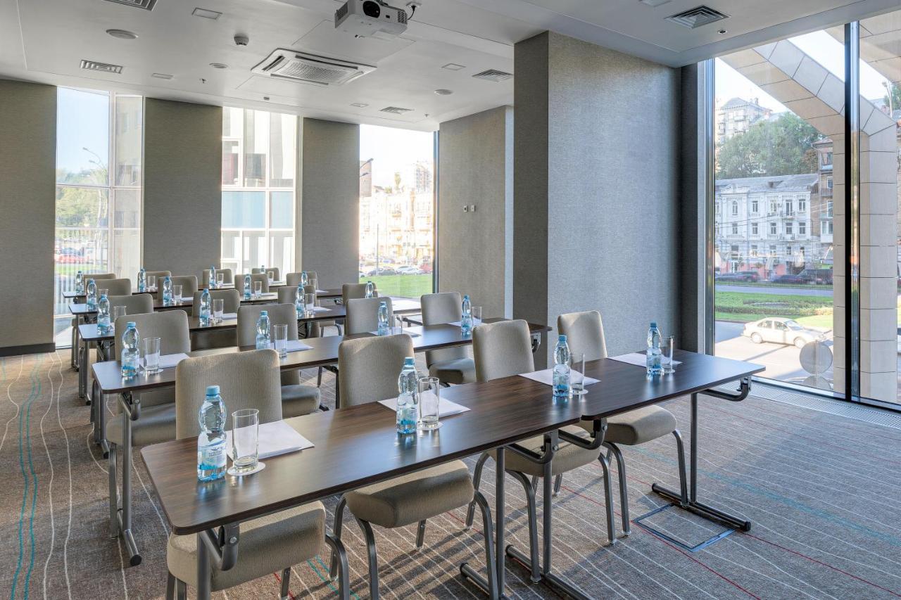 Sky Loft Hotel Kyiv By Rixwell International ภายนอก รูปภาพ