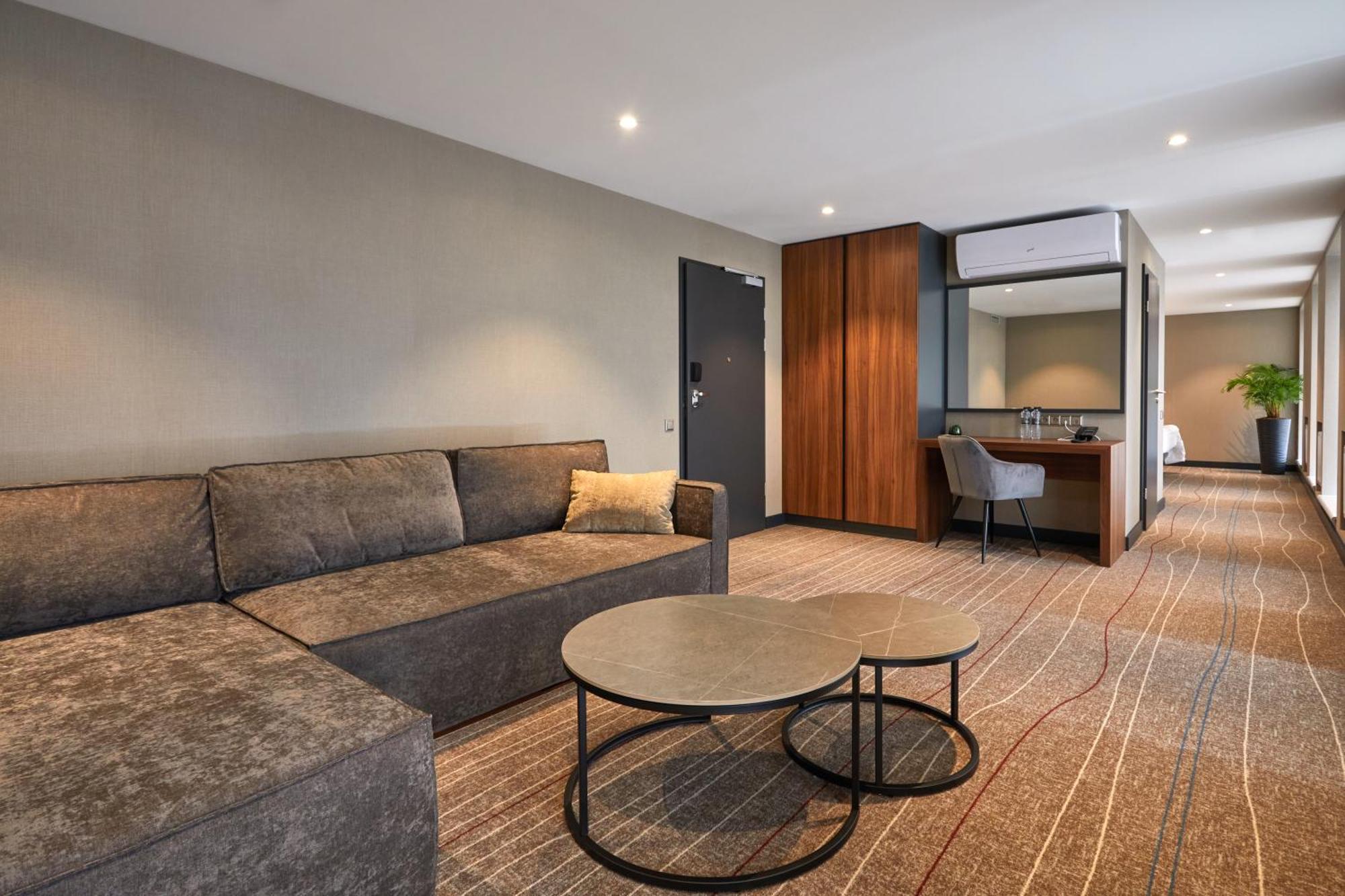 Sky Loft Hotel Kyiv By Rixwell International ภายนอก รูปภาพ